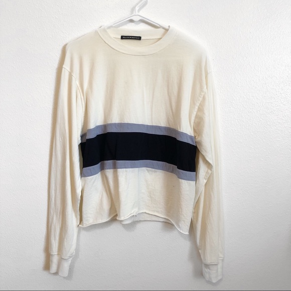 Brandy Melville Tops - NWOT Brandy Melville Gretchen top